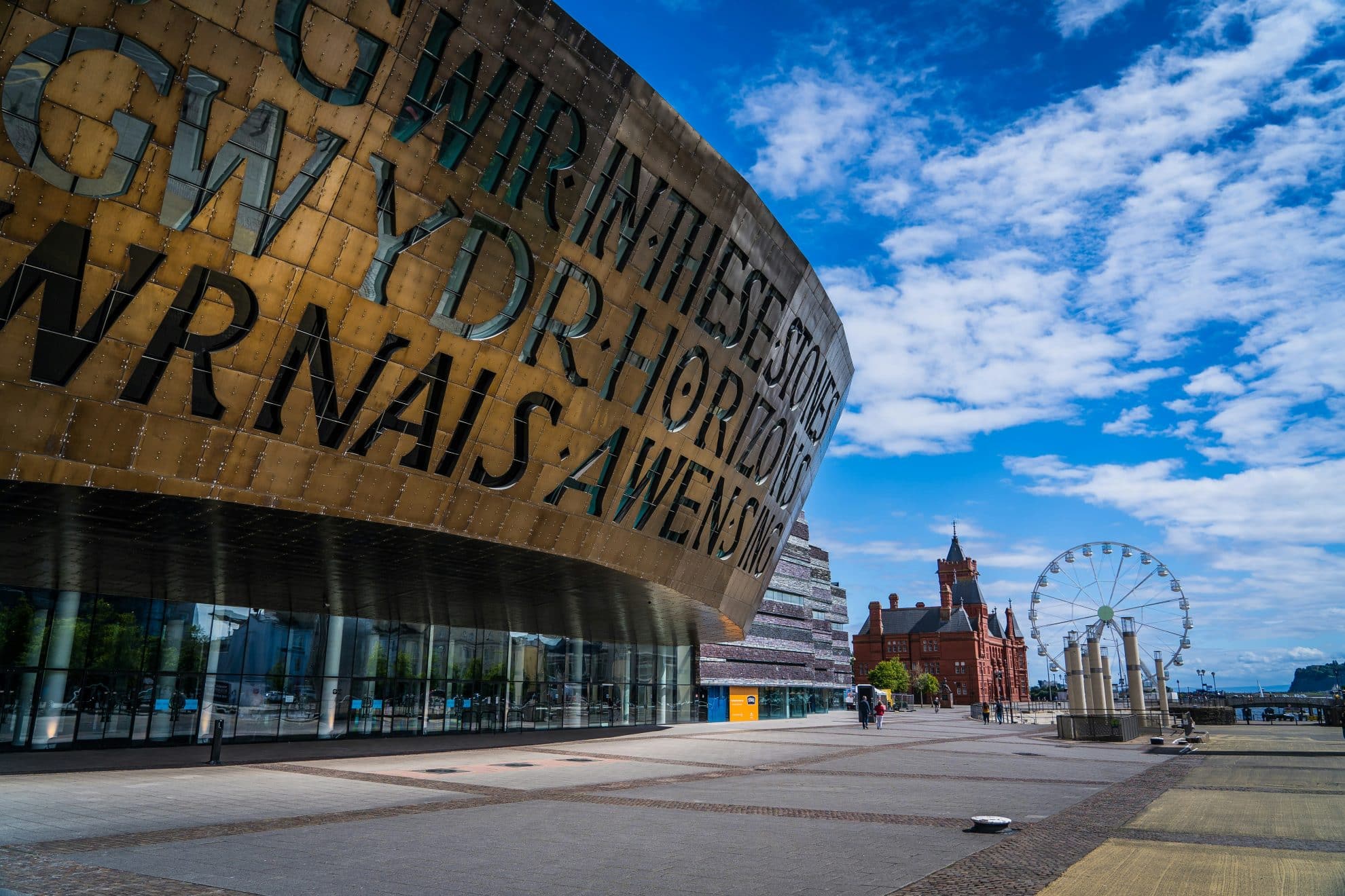 Top 10 activities in Cardiff