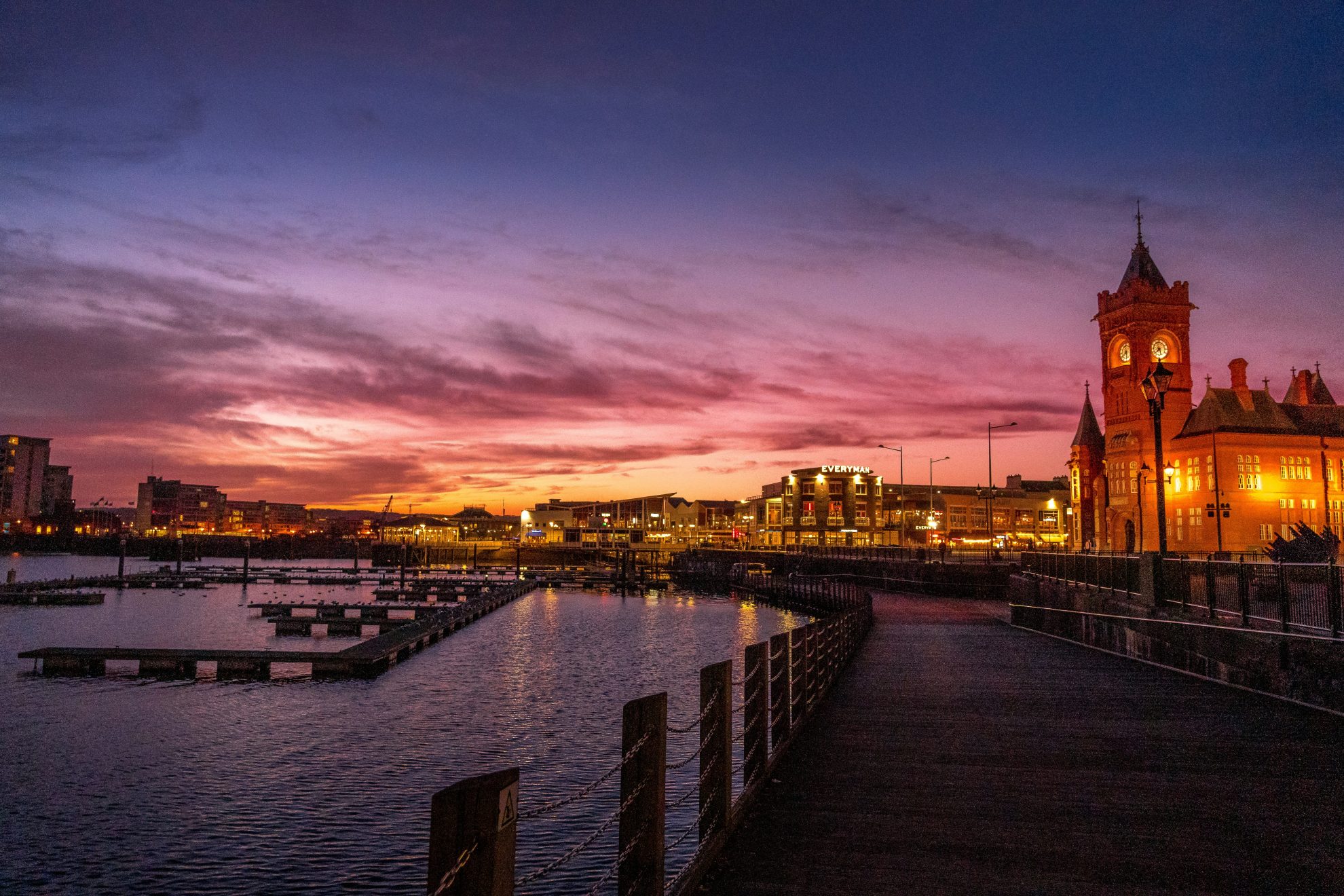 Top 10 date ideas in Cardiff